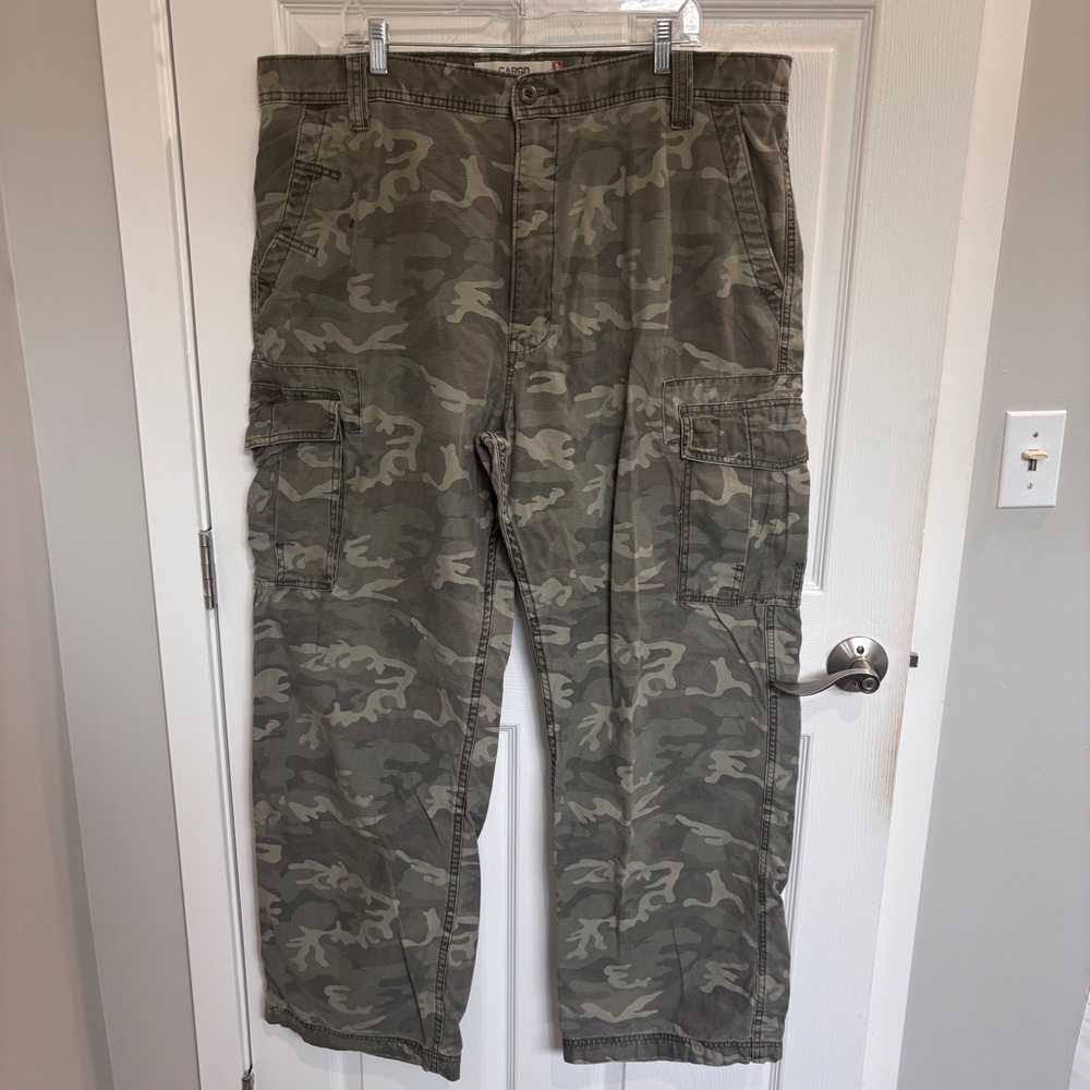Levi’s Cargo Loose Straight Pants